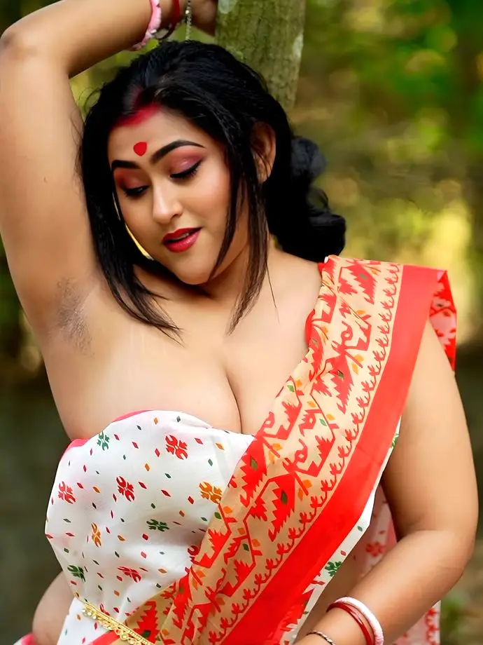 স্ত্রীর মাকে চোদার কাহিনী
