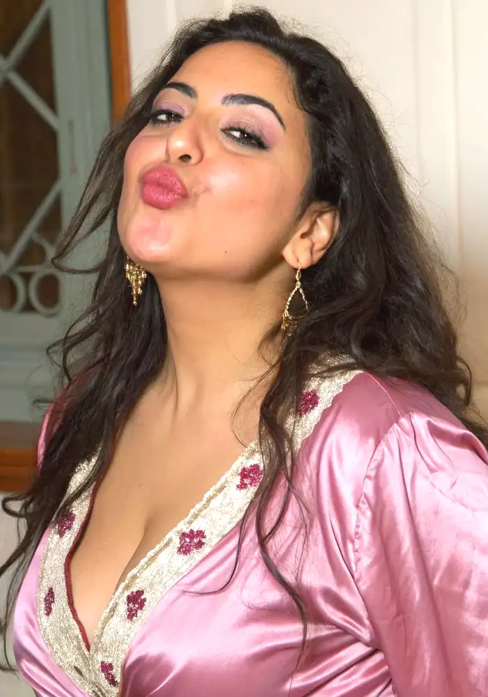 বৌদির পোদ চটি কাহিনী